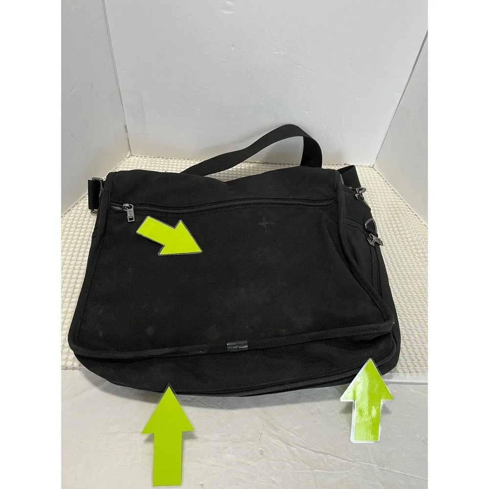 Tumi Alpha Ballistic Nylon Messenger Bag Black Laptop Crossbody 26091D4